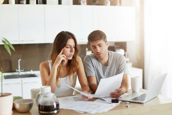 Pros and Cons to Keeping Finances Separate in Marriage