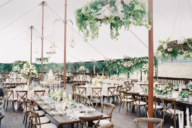 8 Wedding Seating Chart Ideas for Your Reception Layout
