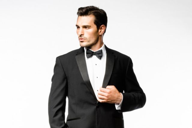 Groom Tux Shopping Tips From the Experts