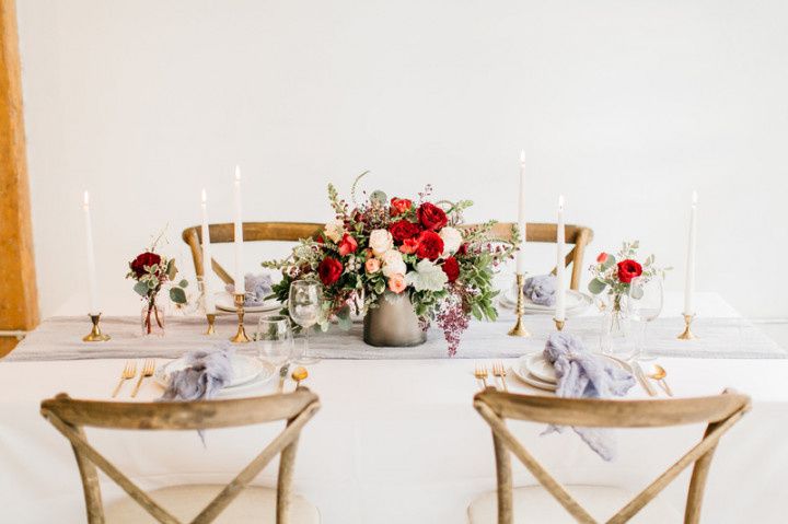 33 Brilliant Black and White Centerpieces to Decorate a Table