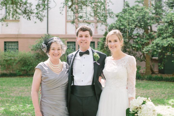 wedding couple with mother of the groom