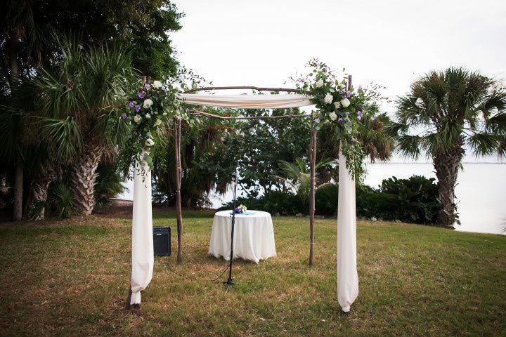 Modern chuppah hotsell