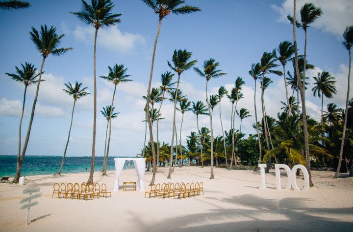 beach wedding