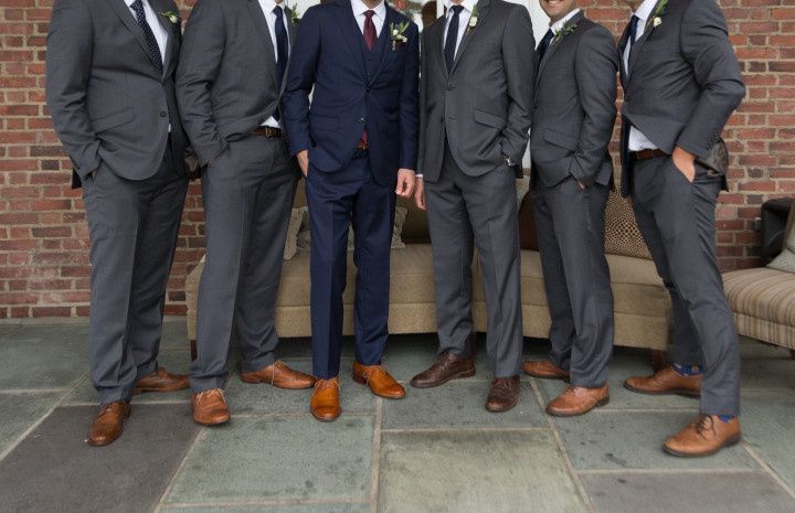 5 Things You Need to Do Before Firing a Groomsman