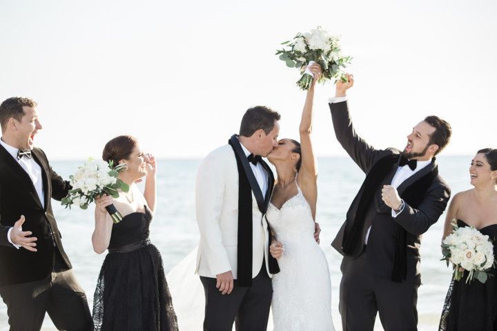 kissing wedding couple