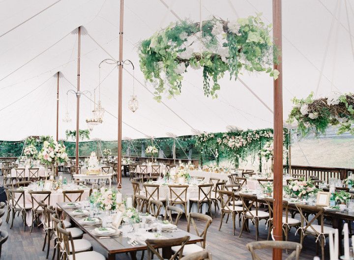 Top 5 Types of Long Wedding Reception Tables View Post