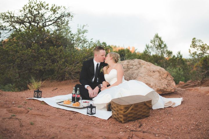 couple picnic