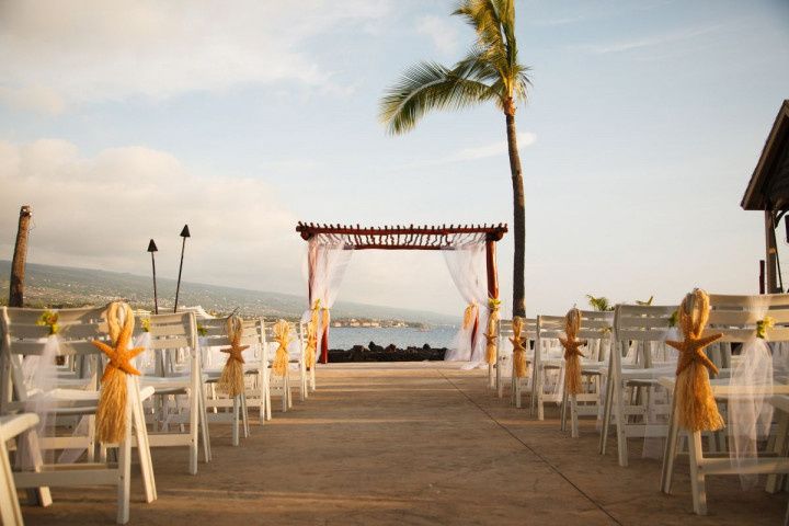 King Kamehameha's Kona Beach Hotel