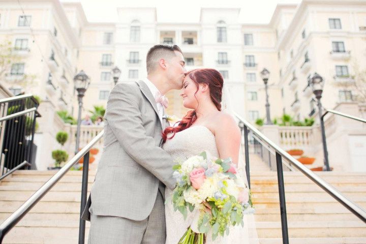 5 Reasons to Get Married at a Hotel 