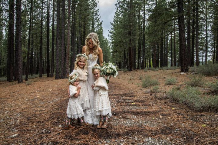 bride with flower girls