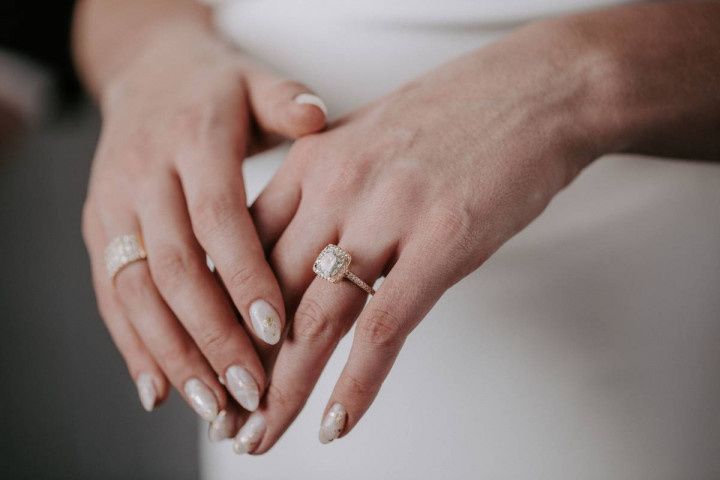 bride marble nails