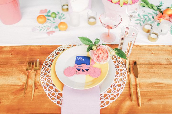 modern colorful place setting - gideon photography