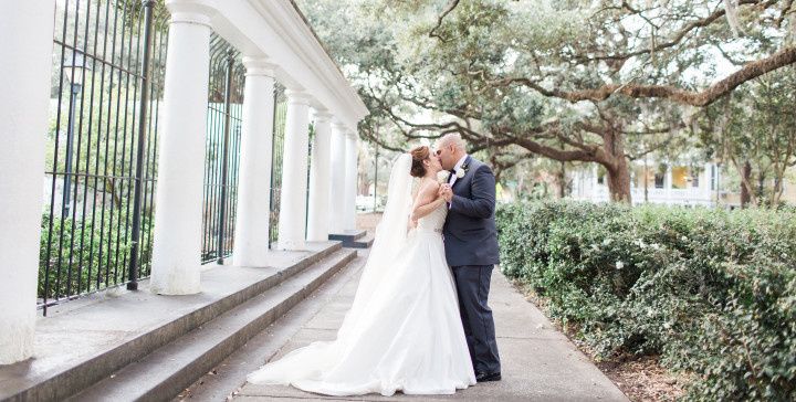 5 Downtown Savannah Wedding Venues That Personify the City