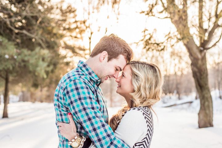 engagement photo couple 