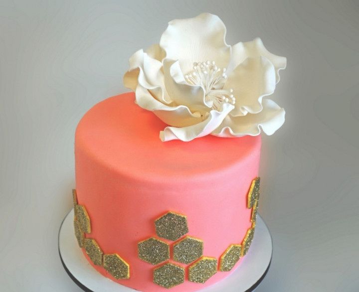 A Day in the Life of a Wedding Cake Bakery