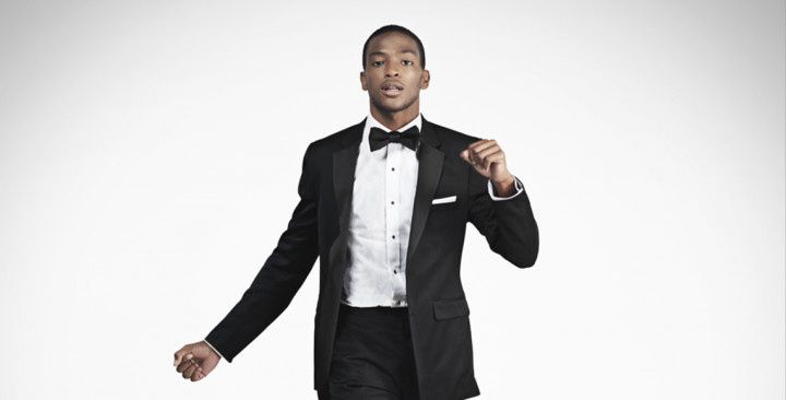 Wondering What to Wear Under Your Suit or Tux? Here's How to Choose  Wedding-Day Undergarments