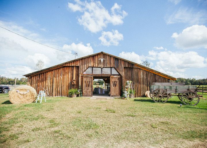 4 Ways to Have a Rustic Barn Wedding In Tampa