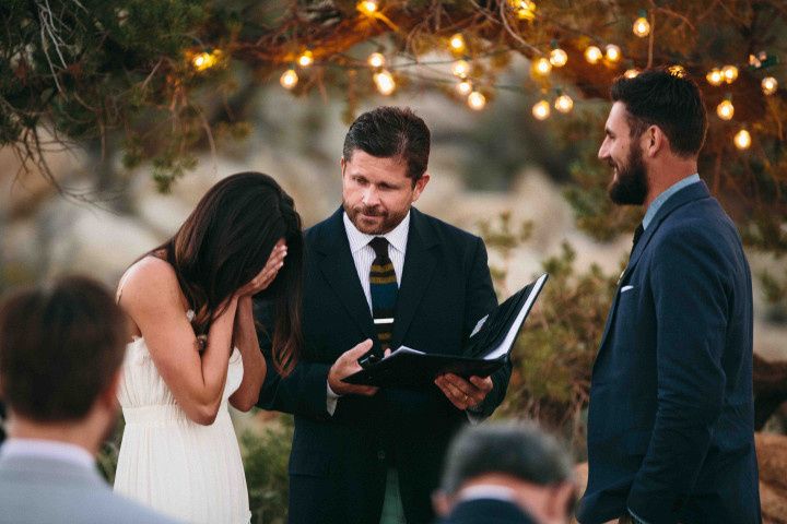 bride reading vows 