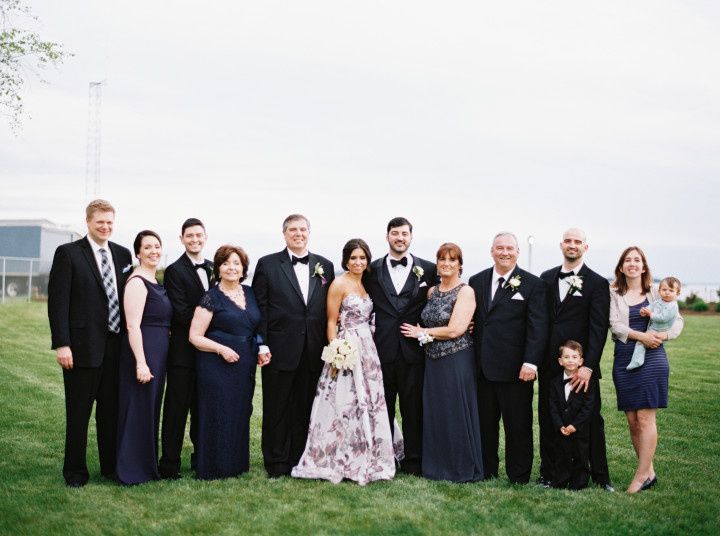 family photo wedding 