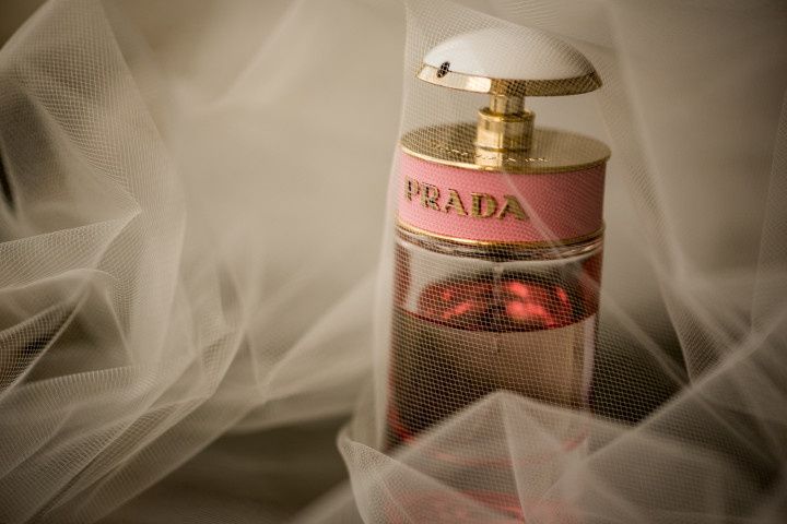 12 Brides Share the Perfume They Wore on Their Wedding Day 