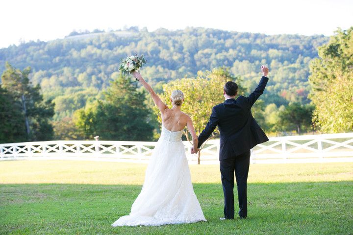 wedding couple cheering