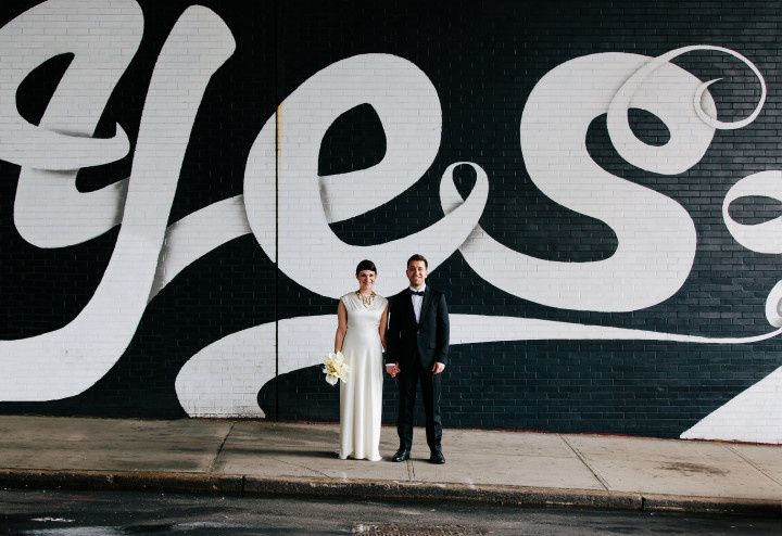These Walls & Murals Make Epic Wedding Photo Backdrops