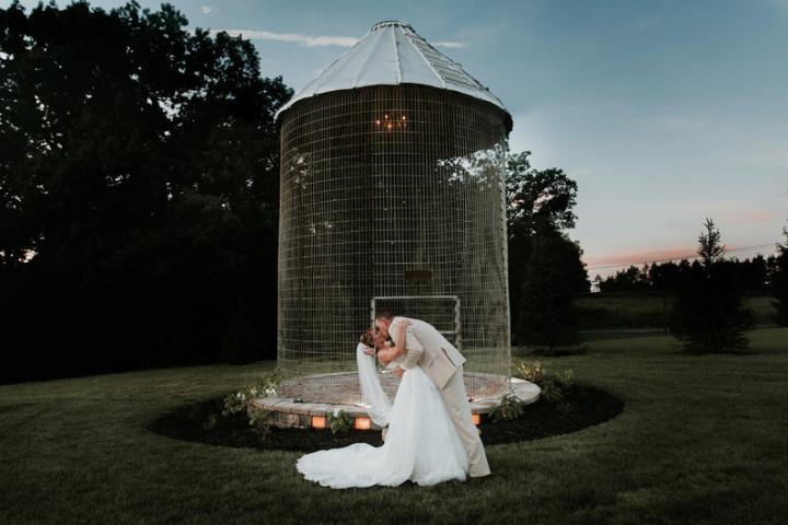 white barn at lucas farm
