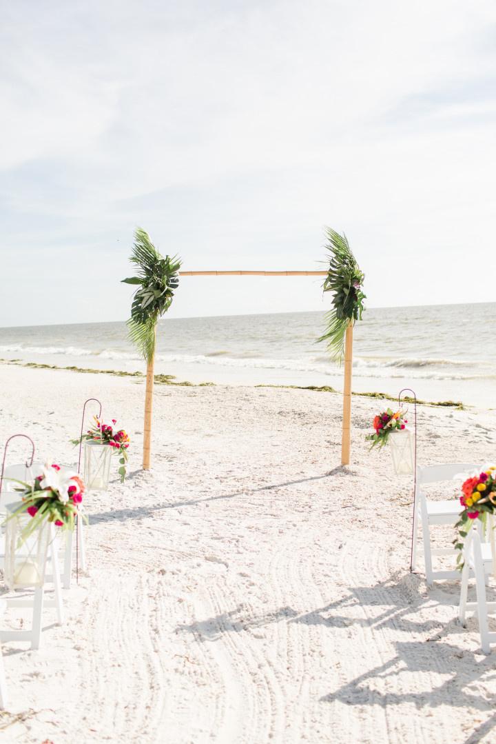 10 Destination Wedding Etiquette Tips You Need To Know