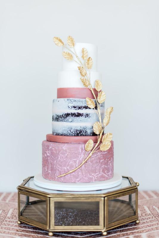 Your Ideal Wedding Cake, According to Your Zodiac Sign