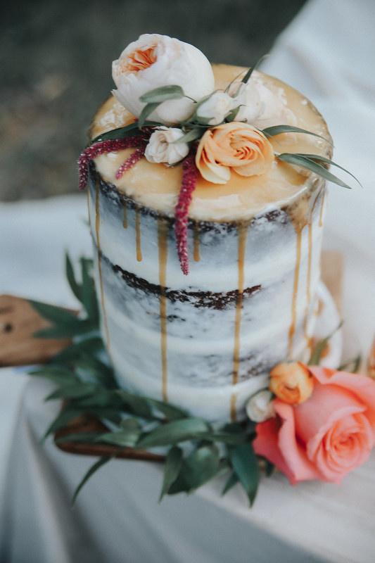 The perfect wedding cake based on your zodiac sign