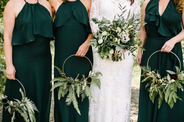 emerald green and ivory wedding theme