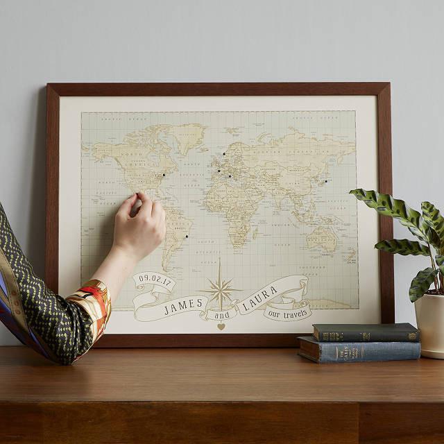 подарки на годовщину для родителей карта мира с канцелярскими кнопками идея подарка для авантюрной пары