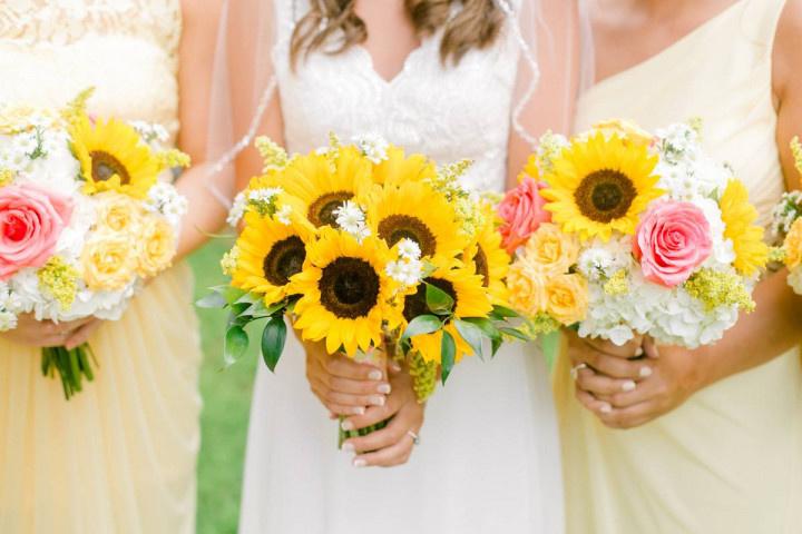 sunflower bouquets