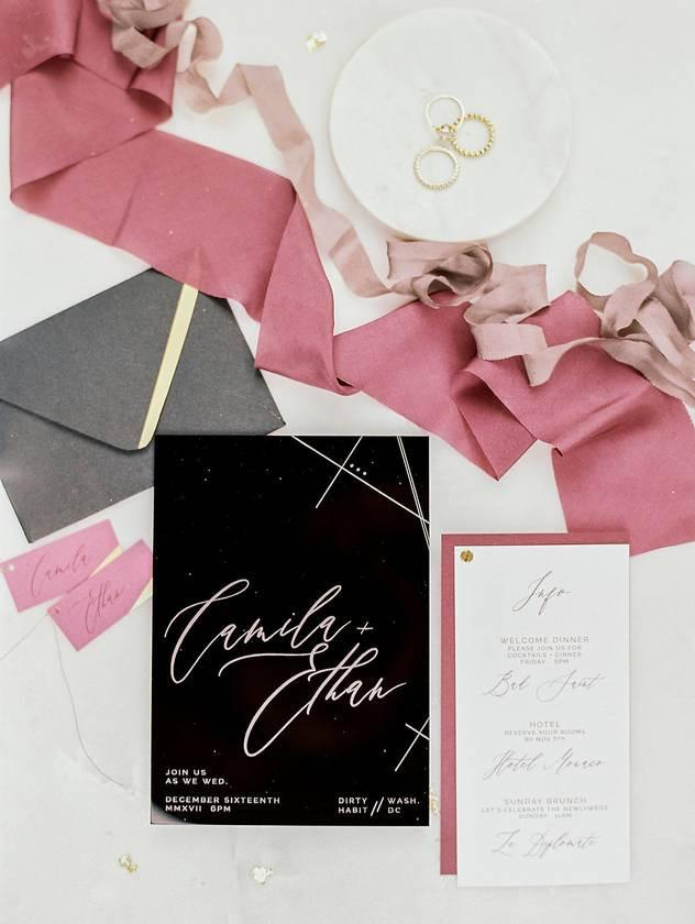 black and fuchsia wedding ideas