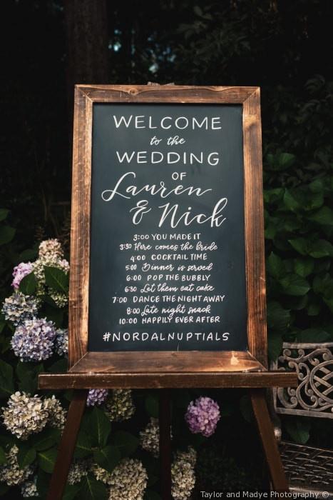 11 Wedding Hashtag Sign Ideas for the Best Guest Snapshots