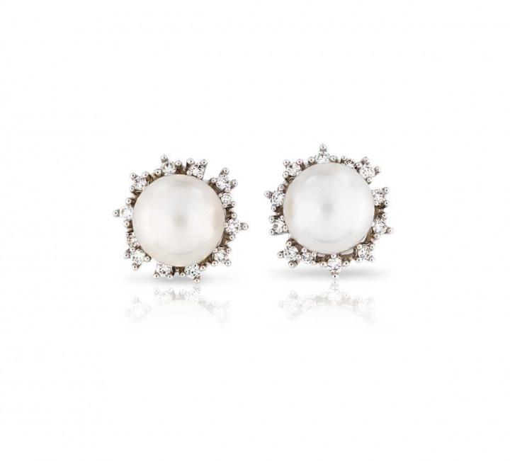 24 Pearl Wedding Earrings For Every Bridal Style