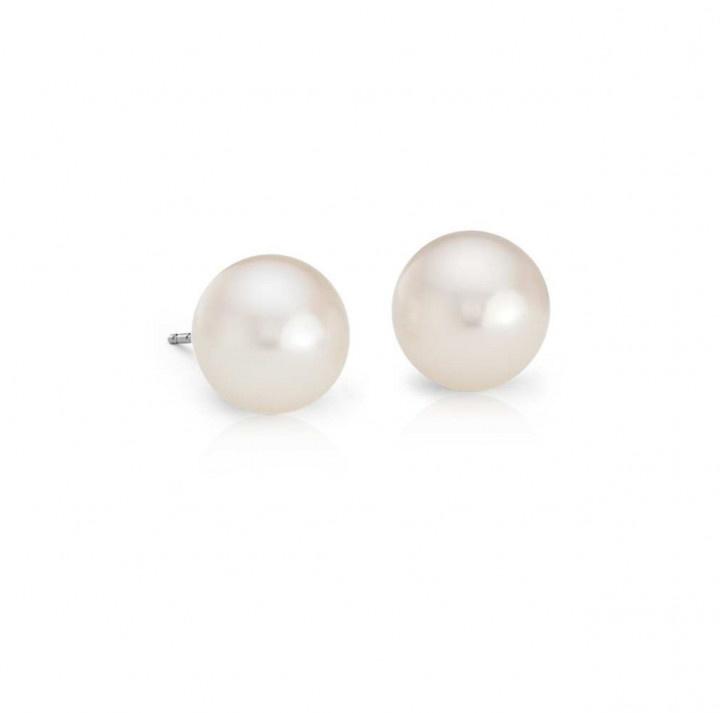 The 15 Best Pearl Bridal Earrings of 2024