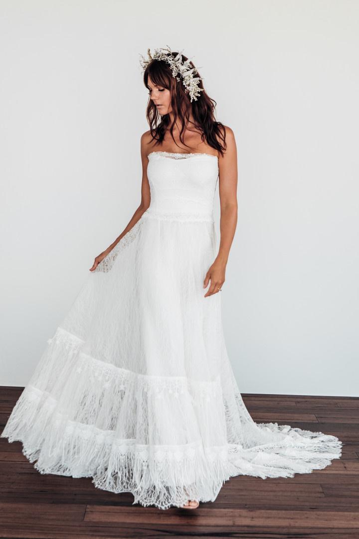 16 Romantic Wedding Dresses to Totally Sweep You off Your Feet