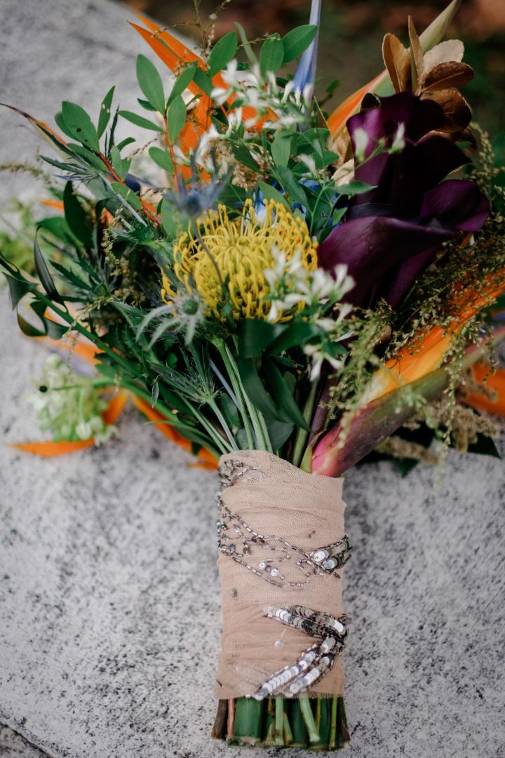 13 Beautiful Bouquet Wrap Ideas