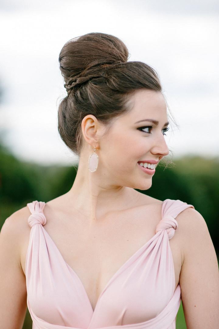 bun hairstyle 