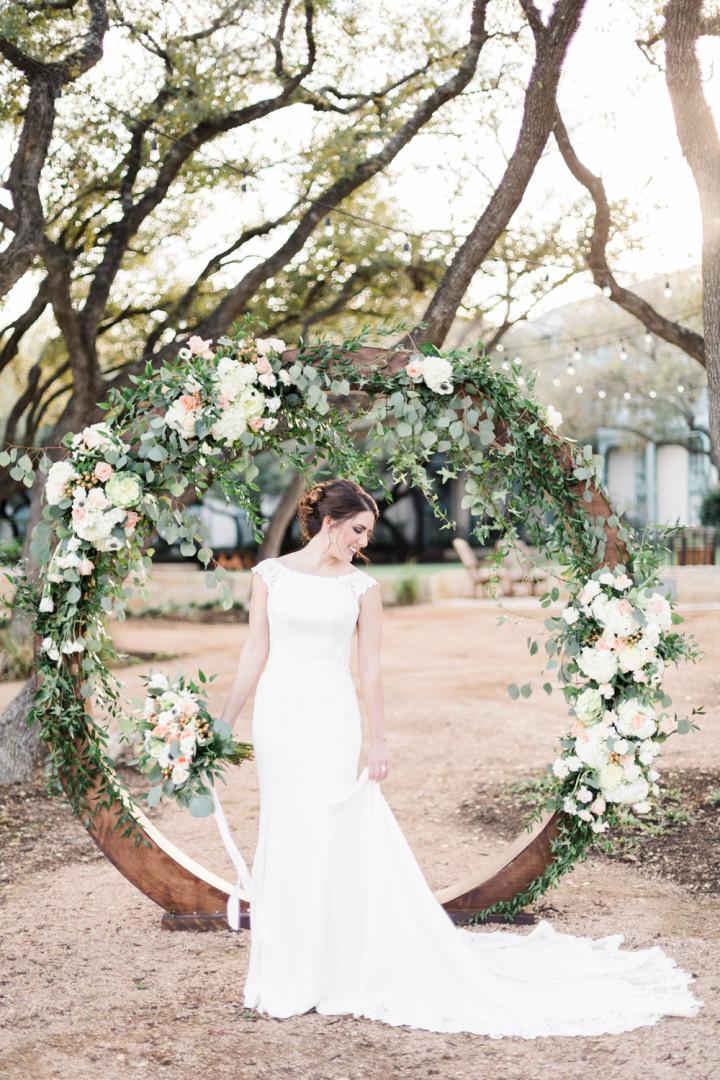 garden party wedding theme