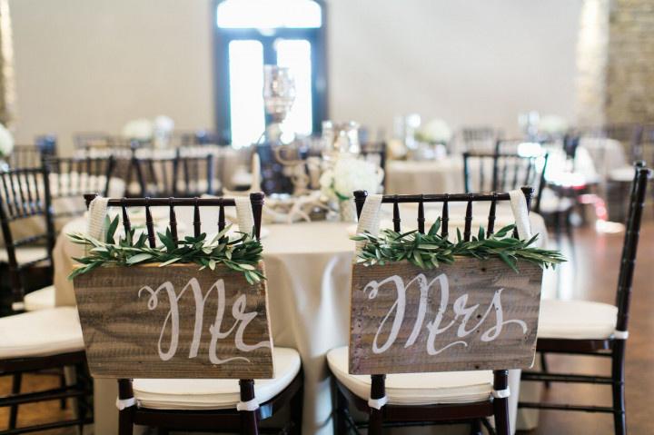 mr. & mrs. chair signs