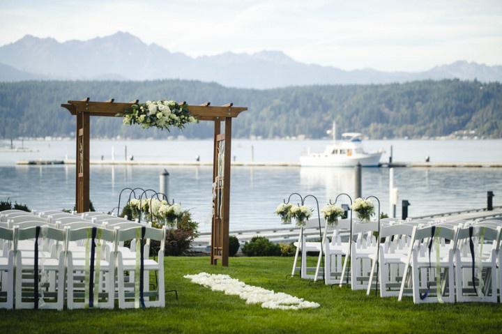 Seattle wedding venues on the water