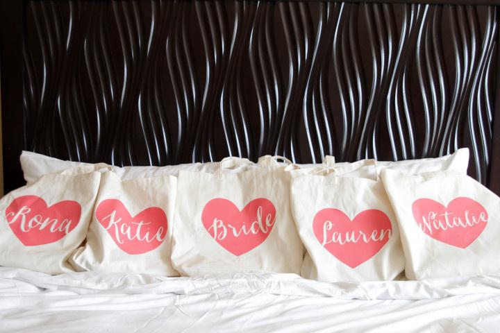 bridesmaid gifts in tote bags