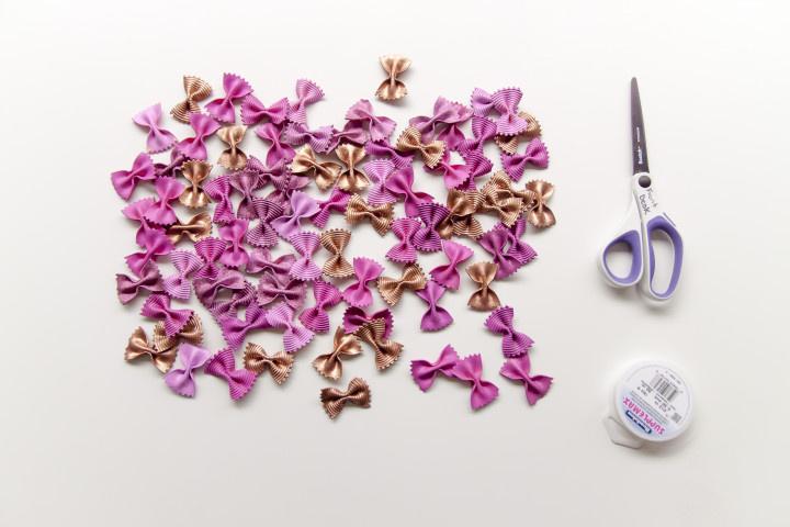 bow noodles diy photo backdrop