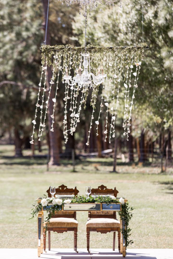 rustic sweetheart table ideas