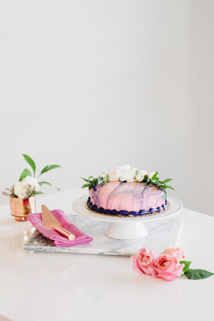 marble wedding cake