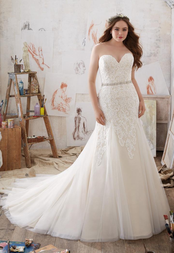sweetheart neckline wedding dress morilee