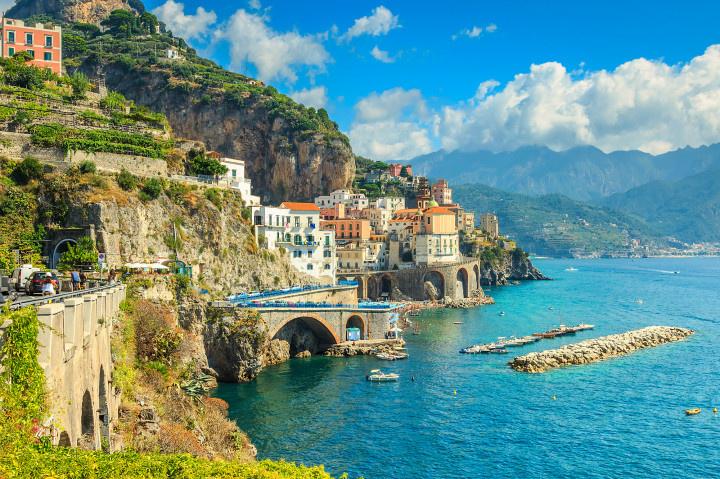 positano italy