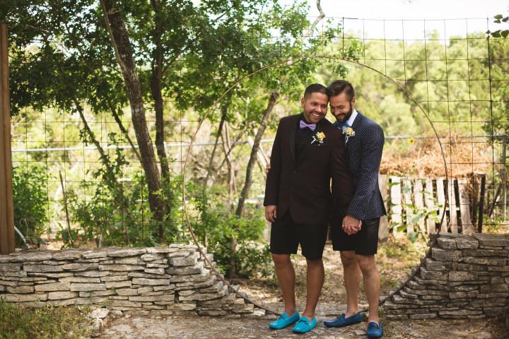 What to wear to a gay wedding as a cheap guest